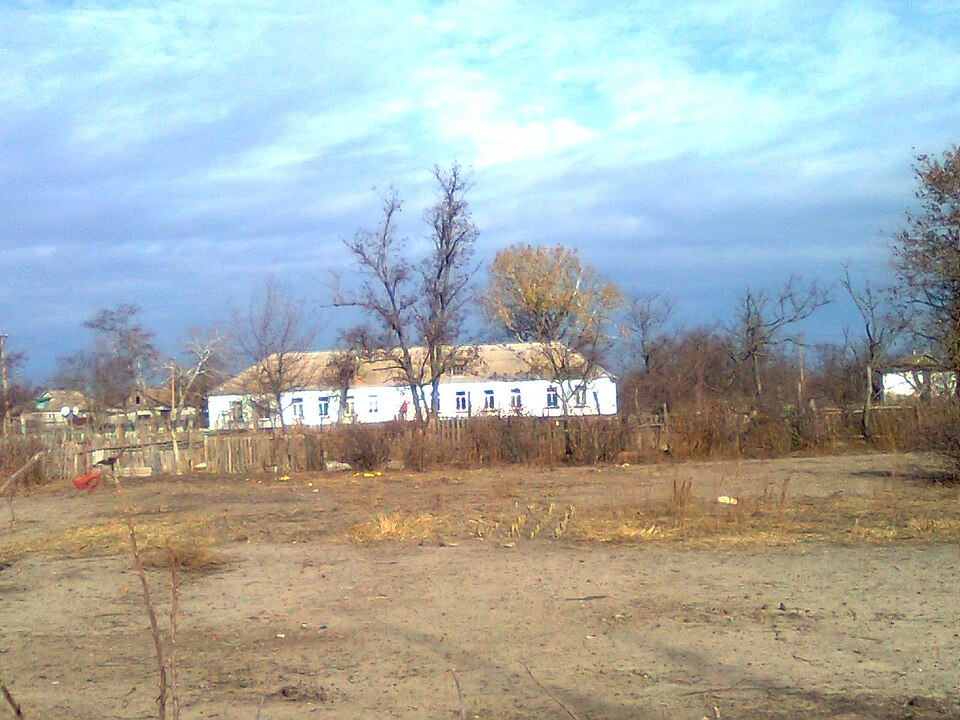 File:Василівка. школа.jpg