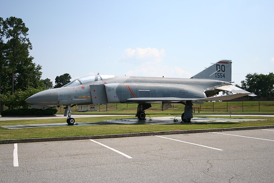 File:F4phantomRobins.JPG