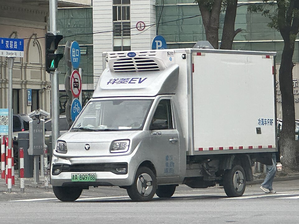 File:Foton Xiangling Q 001.jpg