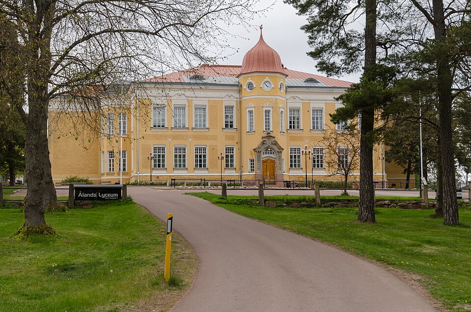 File:Ålands lyceum May 2016 04.jpg