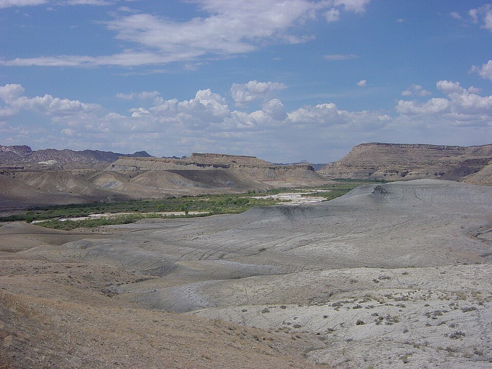 File:CottonwoodCanyon5506.JPG