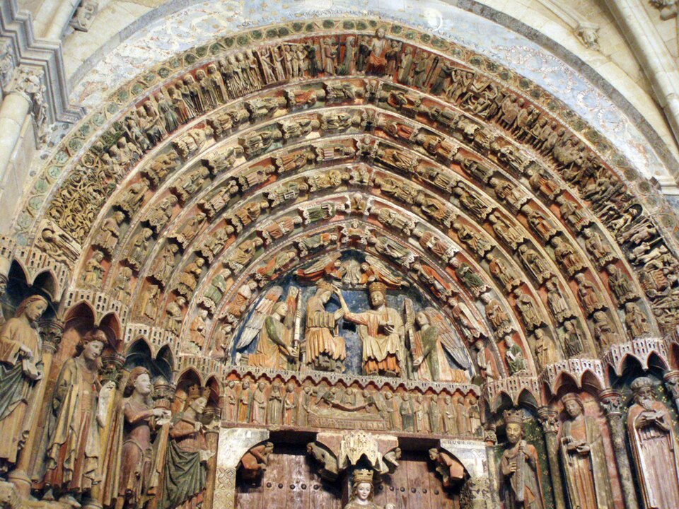 File:Colegiatasantamarialamayor3.jpg