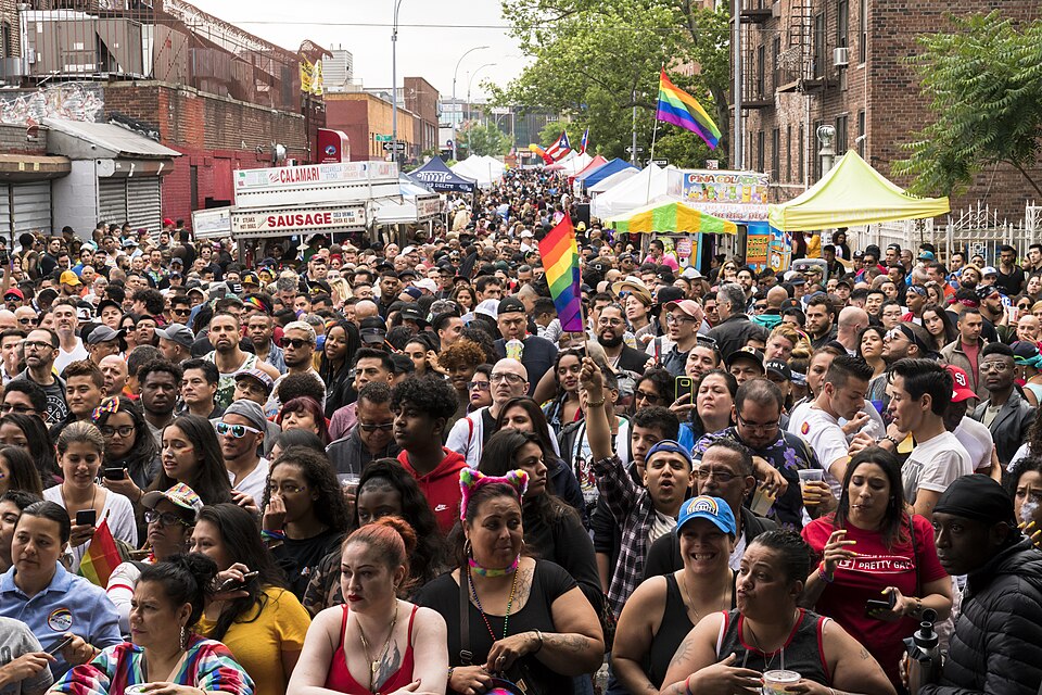 File:June 3, 2018 Queens Pride Parade.jpg