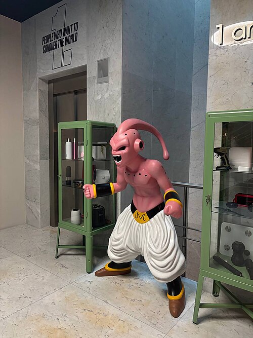 File:Life Size Statue of Characters.jpg