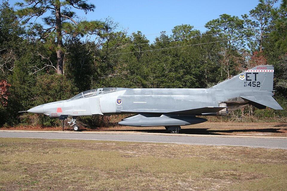 File:RF-4C 67-0452 Eglin AFB.JPG