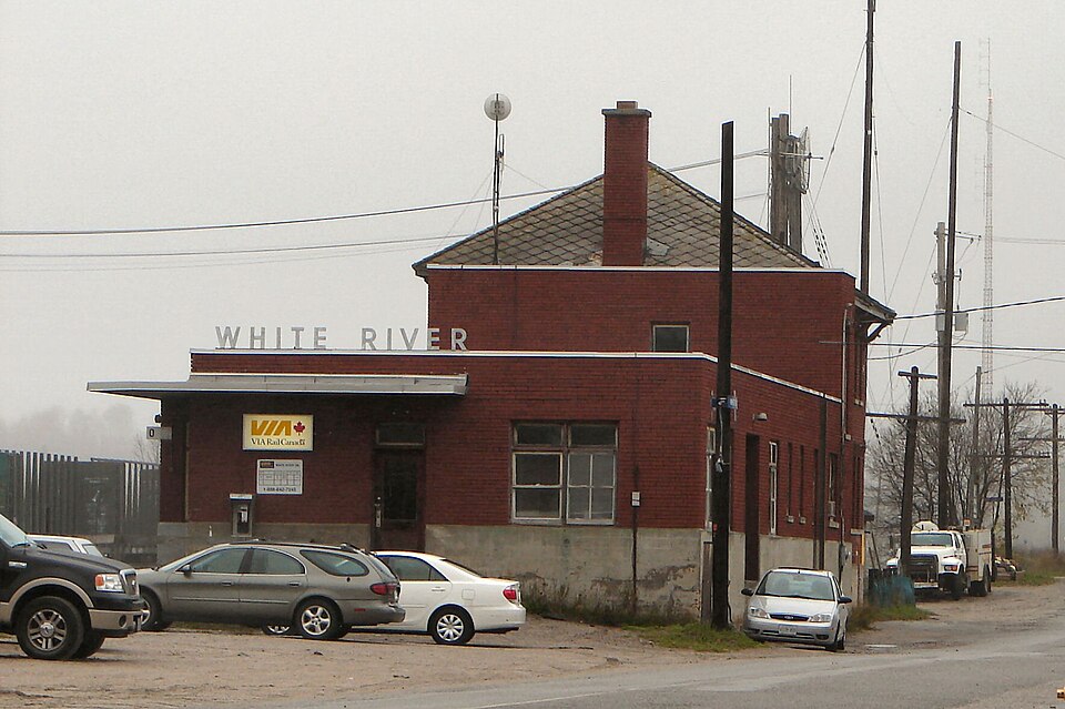 File:White River ON station (cropped).jpg