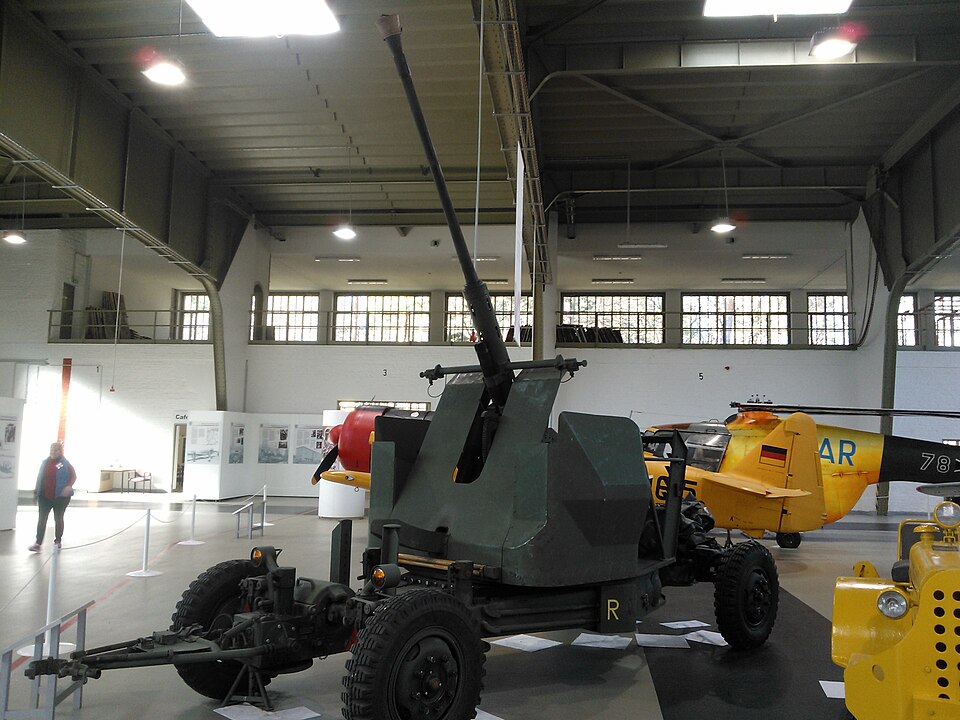 File:40-mm-Bofors-Geschütz Bundeswehr.jpg