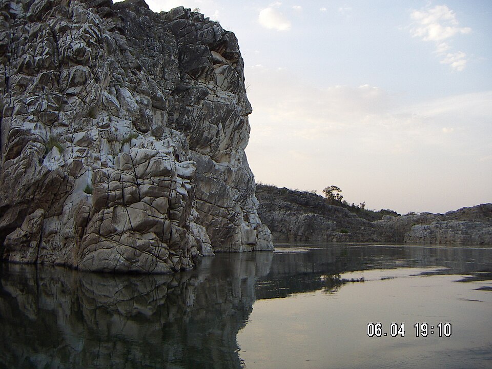 File:Bhedaghat4.JPG