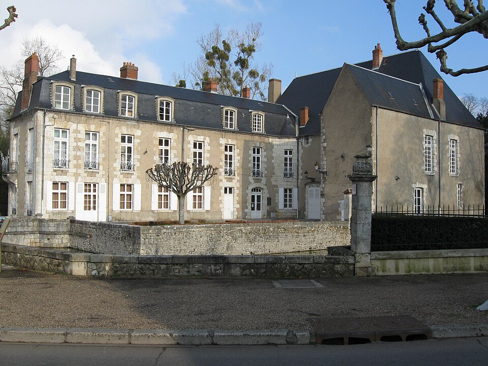 File:Briare - 00.jpg