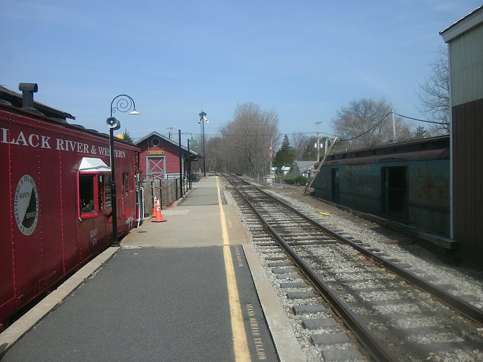 File:Black River & Western at Ringoes.jpg