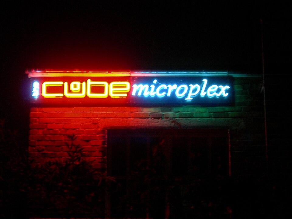 File:Cubemicroplexsign.jpg