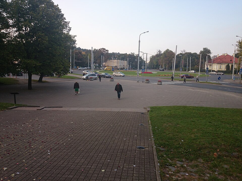 File:Jonas Paulius Square.JPG