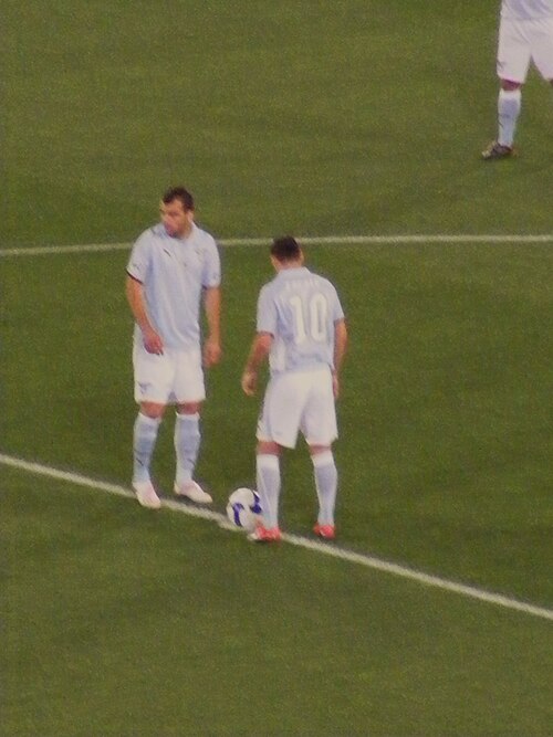 File:Mauro Zarate and Goran Pandev.jpg