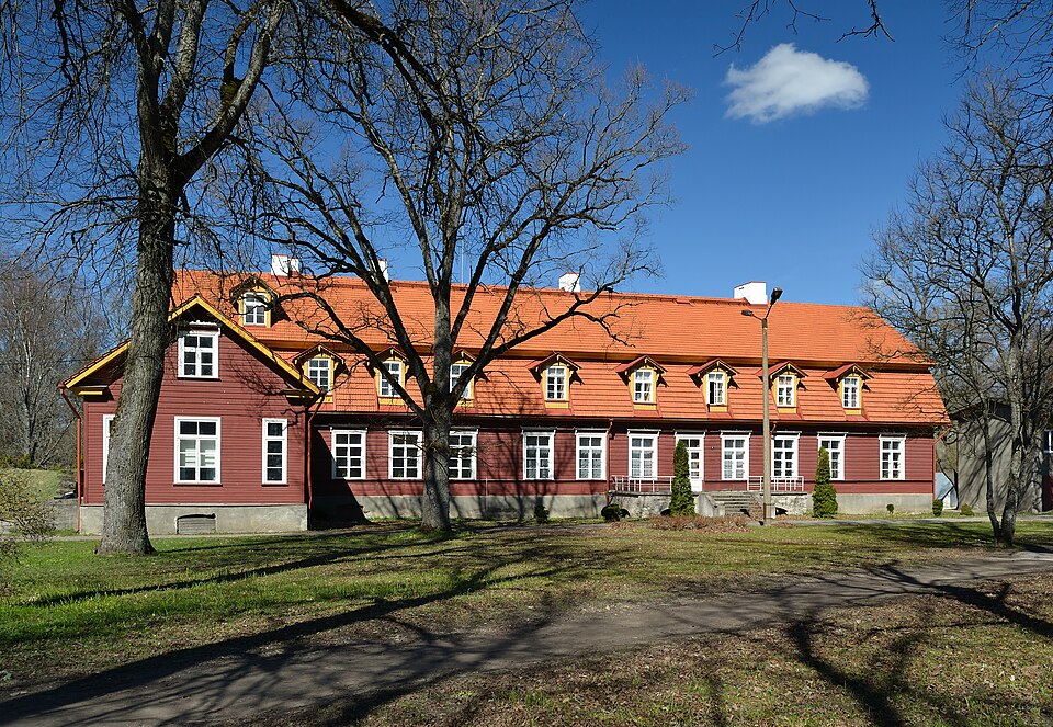 File:Särevere mõisa peahoone.jpg