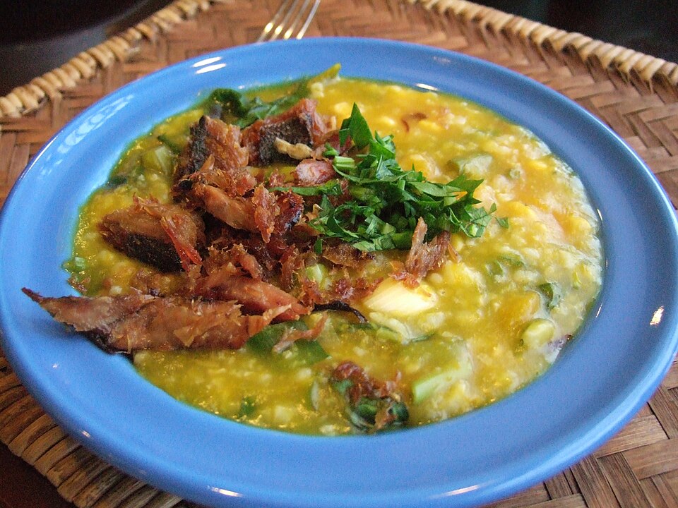 File:Tinutuan bubur Manado.JPG