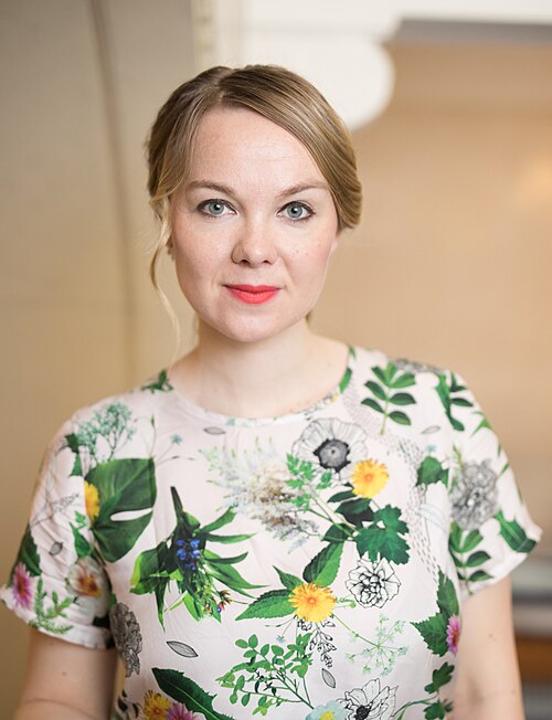 File:Katri Kulmuni.jpg