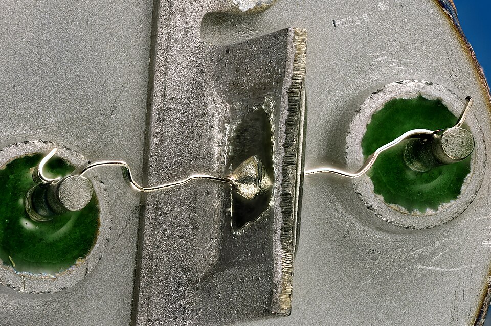 File:2N1307 transistor die.jpg