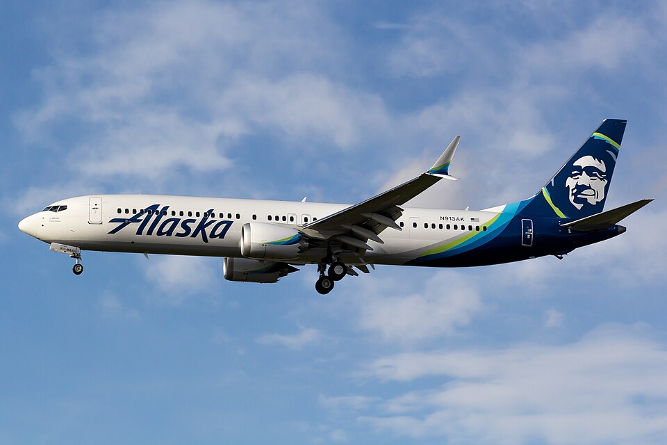 File:Alaska Airlines 737 MAX 9 (N913AK).jpg