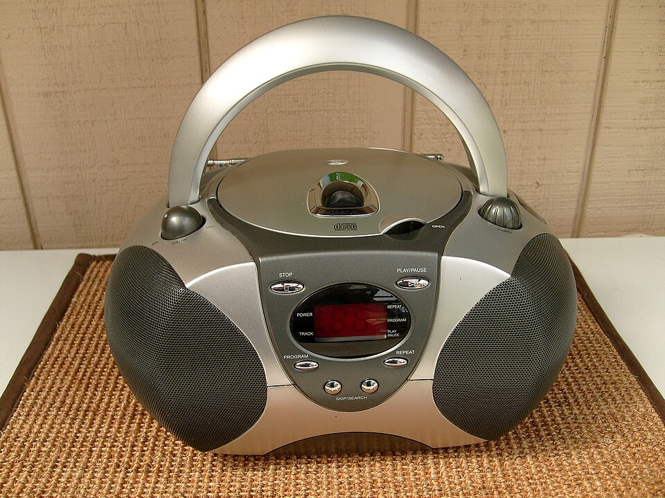 File:Durabrand CD-1095 (9386172839).jpg