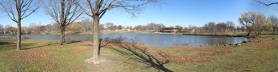 File:Mccarty park - milwaukee.jpg
