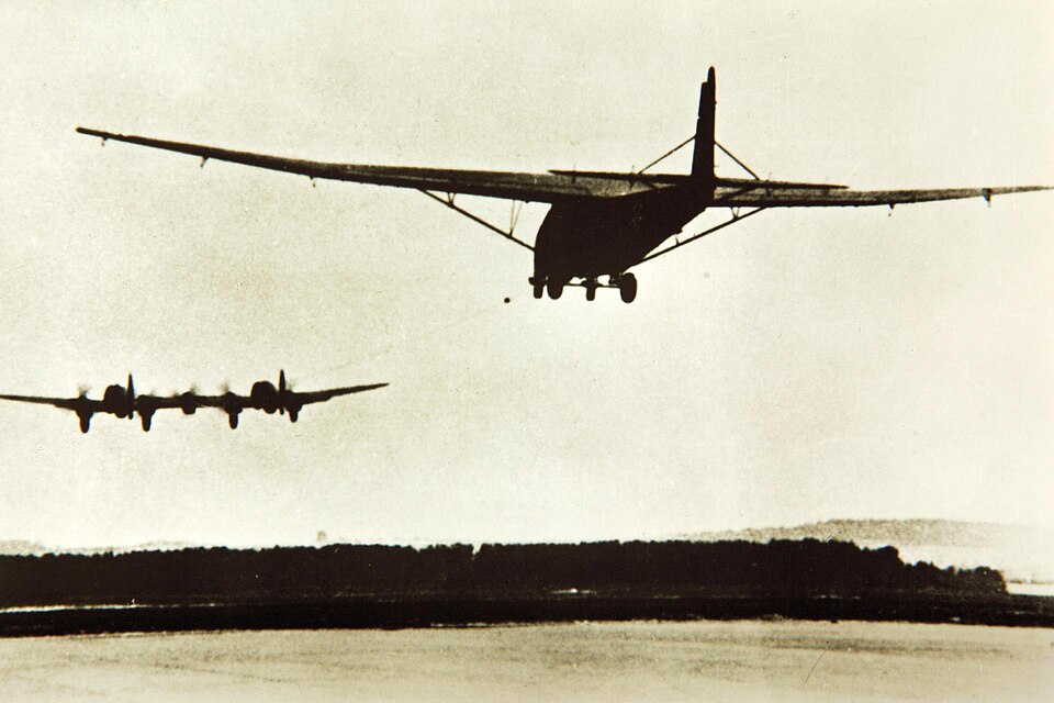 File:Me321+He111Z.jpg