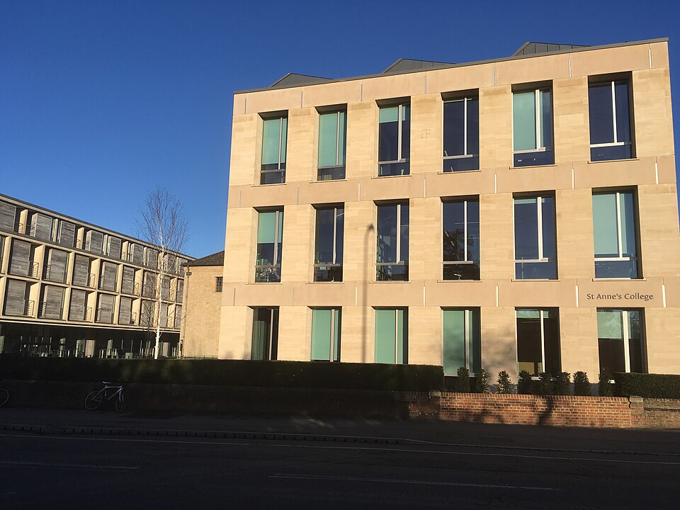 File:St Annes College New Library.jpg