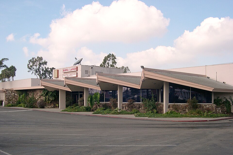 File:Kona Lanes, Costa Mesa, CA, USA.JPG