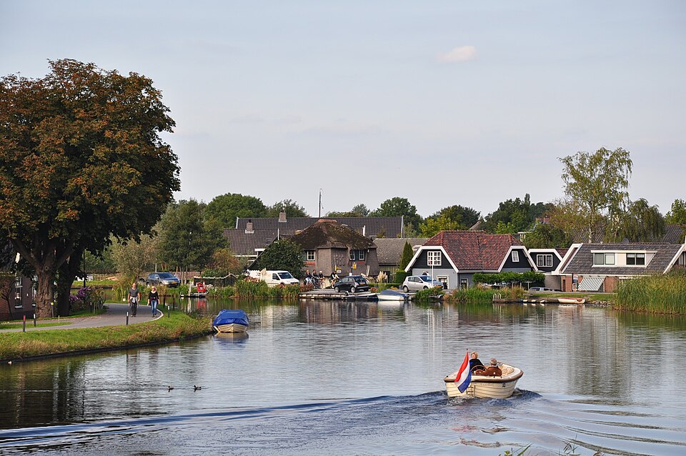 File:Netherlands, Ronde Venen, Kromme Mijdrecht.JPG