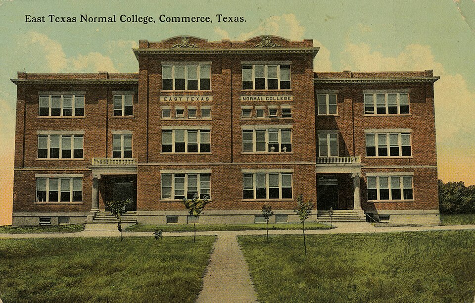 File:Old Main (ETNC) 2.jpg