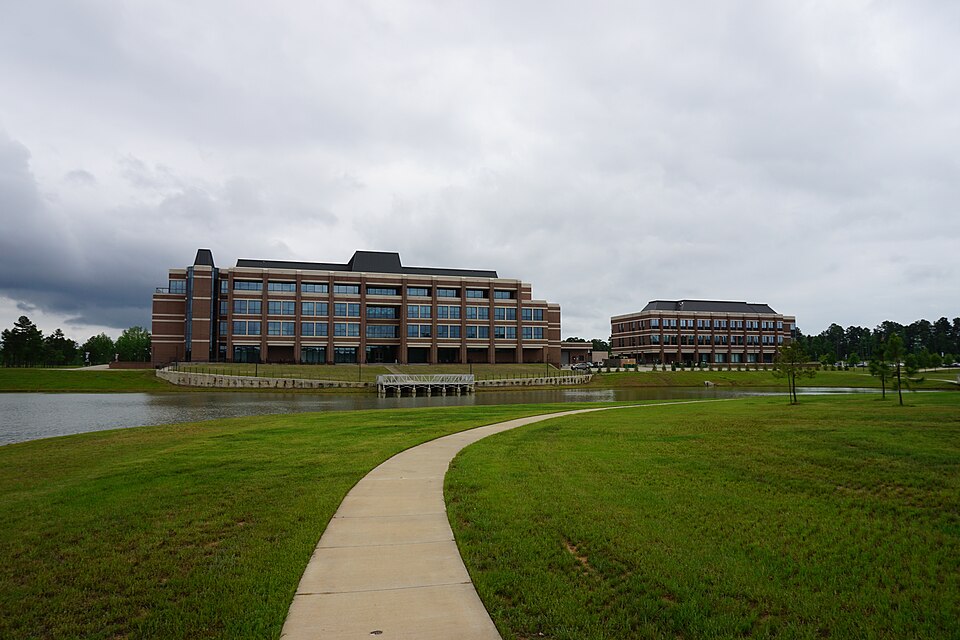 File:Texas A&M University–Texarkana April 2016 19.jpg