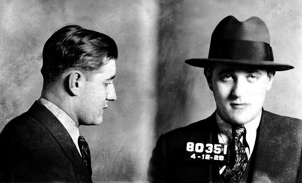 File:Mugshot Benjamin Siegel.jpg