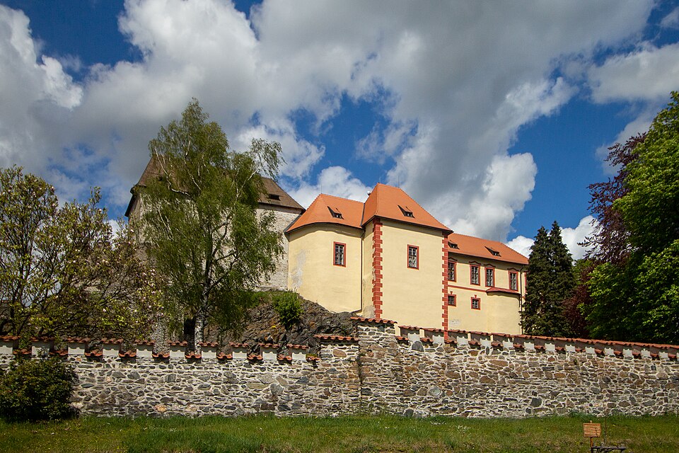 File:Kámen zámek 4.jpg
