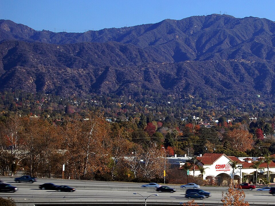 File:Monrovia CA San Gabriel Mountains i210.JPG