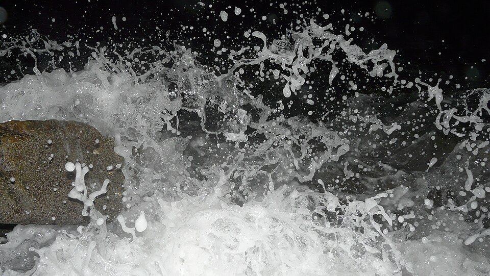File:Panambur Beach (4531113646).jpg