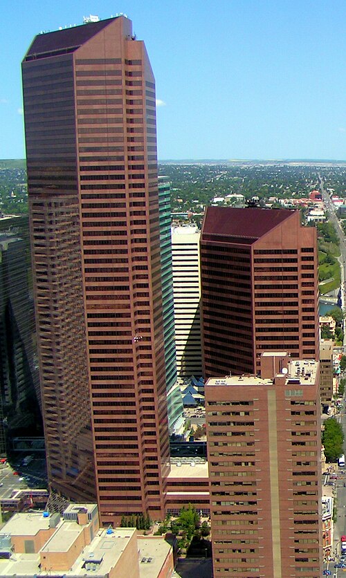 File:PetroCanadaCenter.JPG
