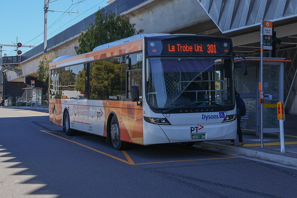 File:Route 301 Bus.jpg