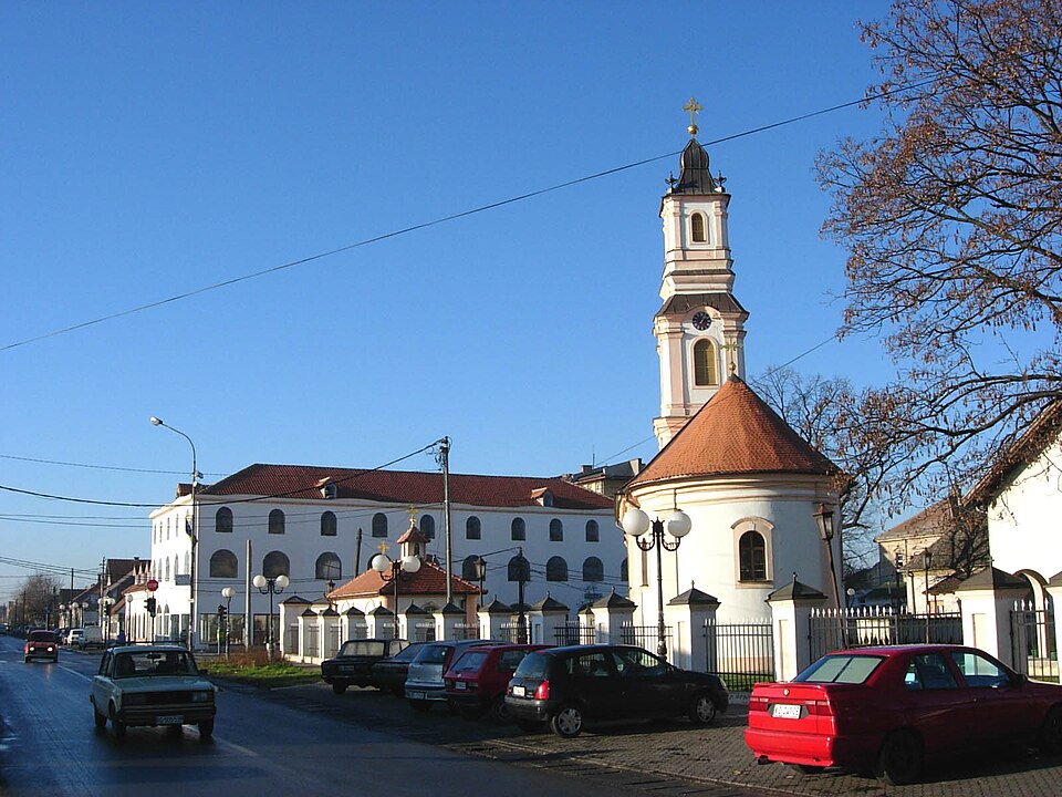 File:Батајничка црква 2006. године.jpg