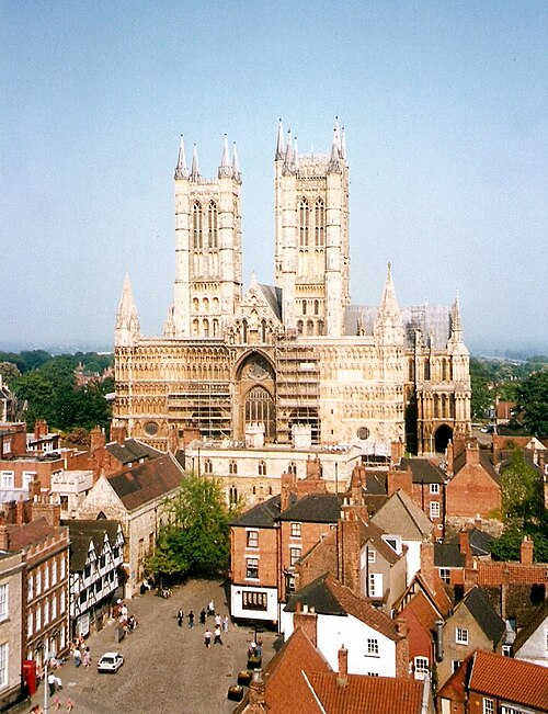 File:LincolnCathedralWest.jpg