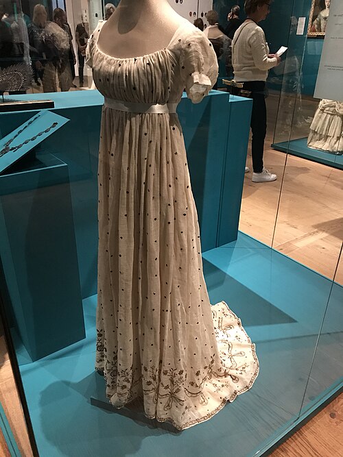File:1800s cambric ball dress.jpg