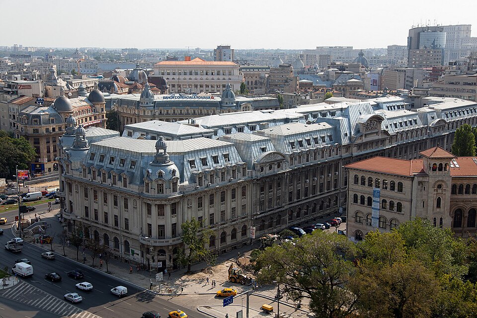 File:Bucharest (8273345546).jpg