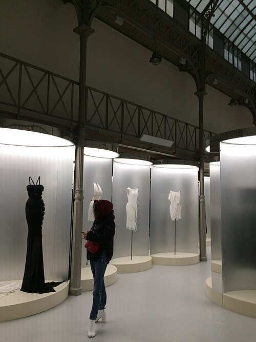 File:Lieu expo Fondation Azzedine Alaia 05.jpg