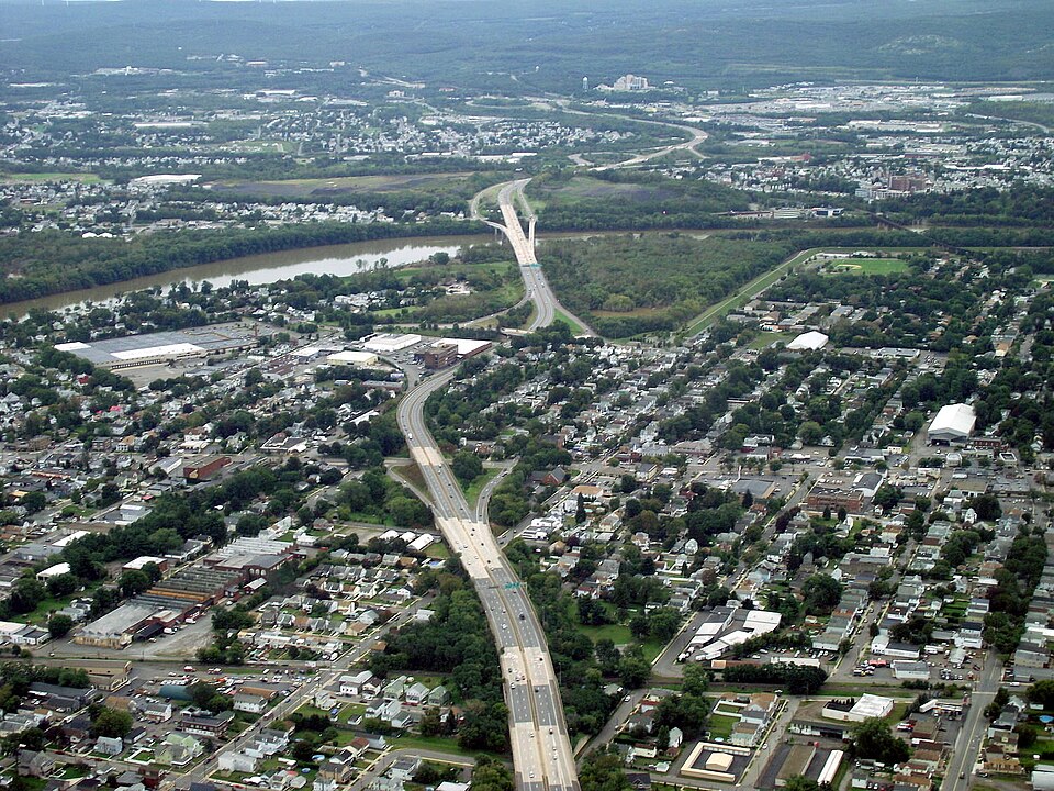 File:North Cross Valley.jpg