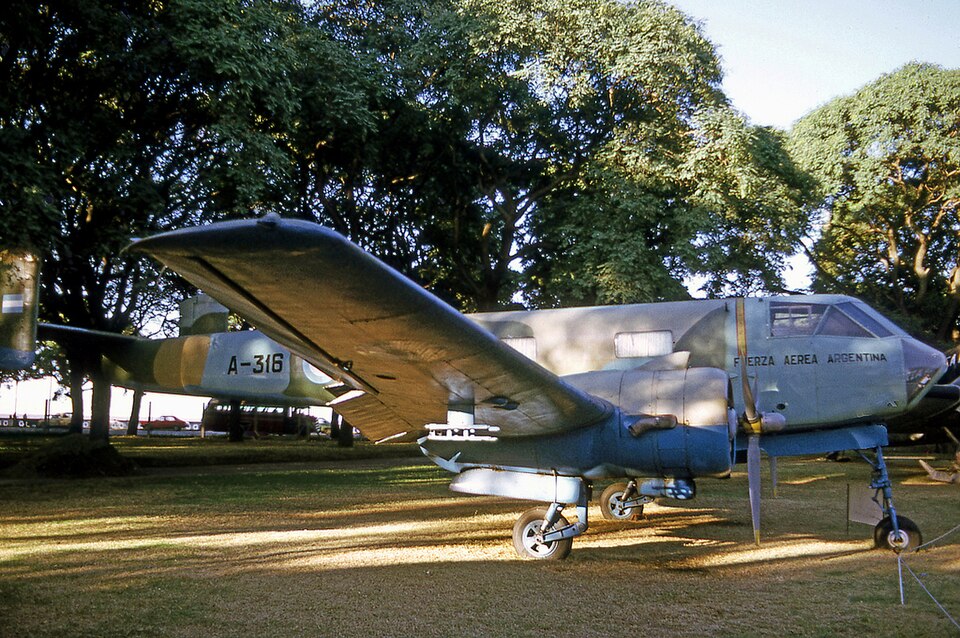 File:I.A.35 Huanquero A-316 AEP 12.04.75.jpg