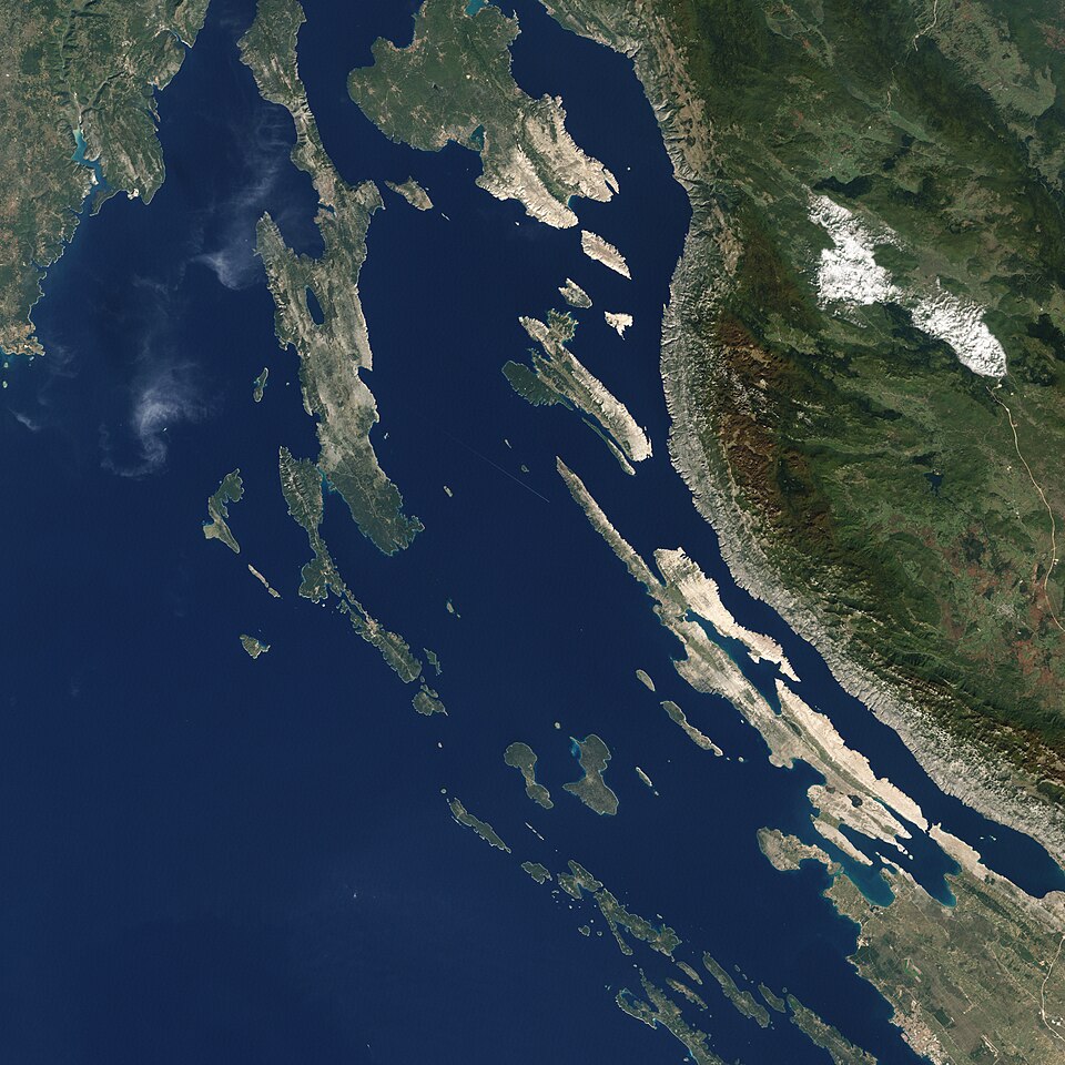 File:Islands off the Croatian Coast.jpg
