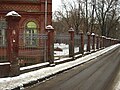 Ковано-сварная ограда института.