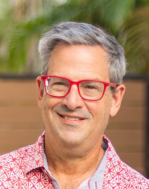 File:Joel Comm - headshot 2025.jpg
