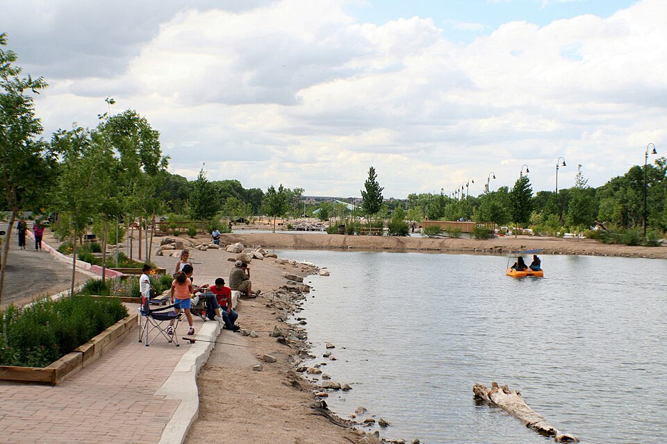 File:Tingley Beach Albuquerque NM.jpg
