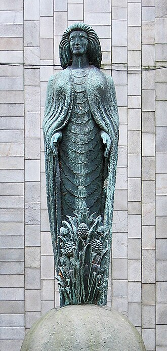 File:StatueFostersMillCambridge.jpg