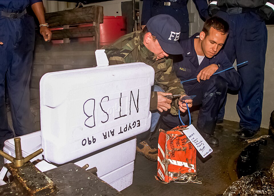 File:Fbi egypt air 990 b.jpg