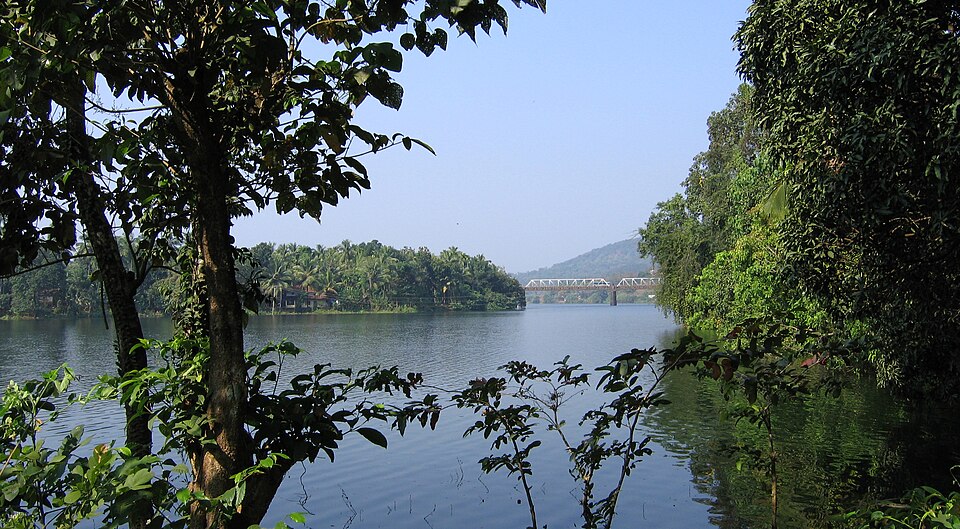 File:Iritty Bridge.jpg